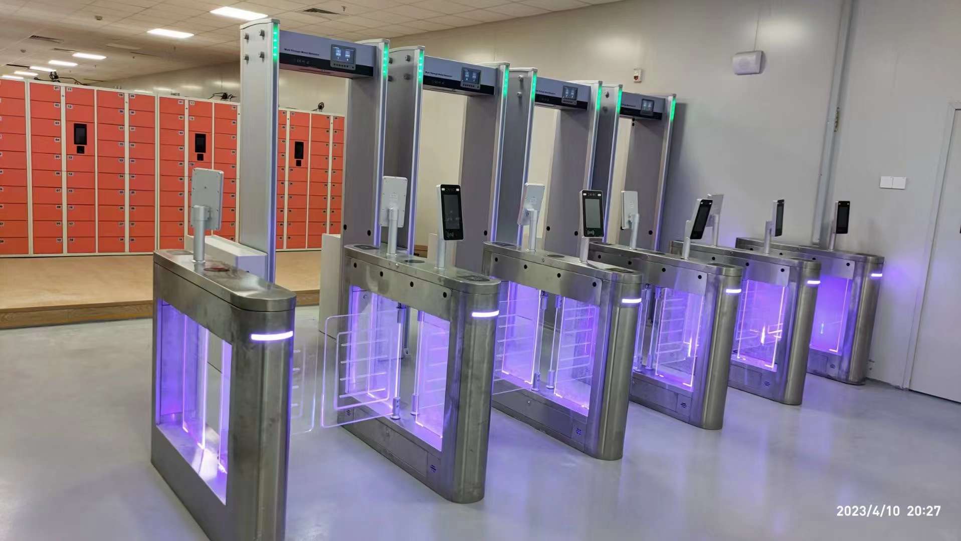 闸机出入口机 高效管理现代化社会人员与场所的核心力量